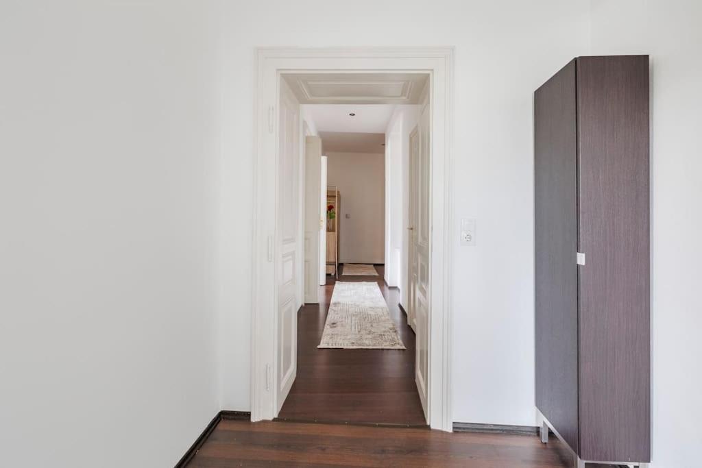 Charming Spacious Apartment Vienna Esterno foto